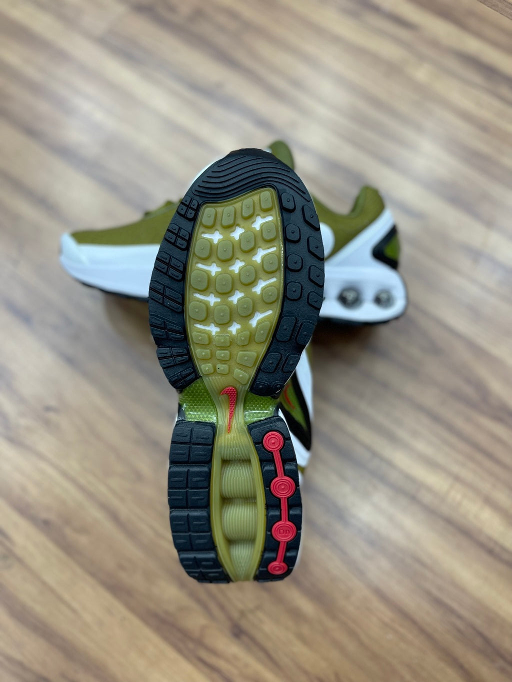 Air Max DN "Olive Flak"