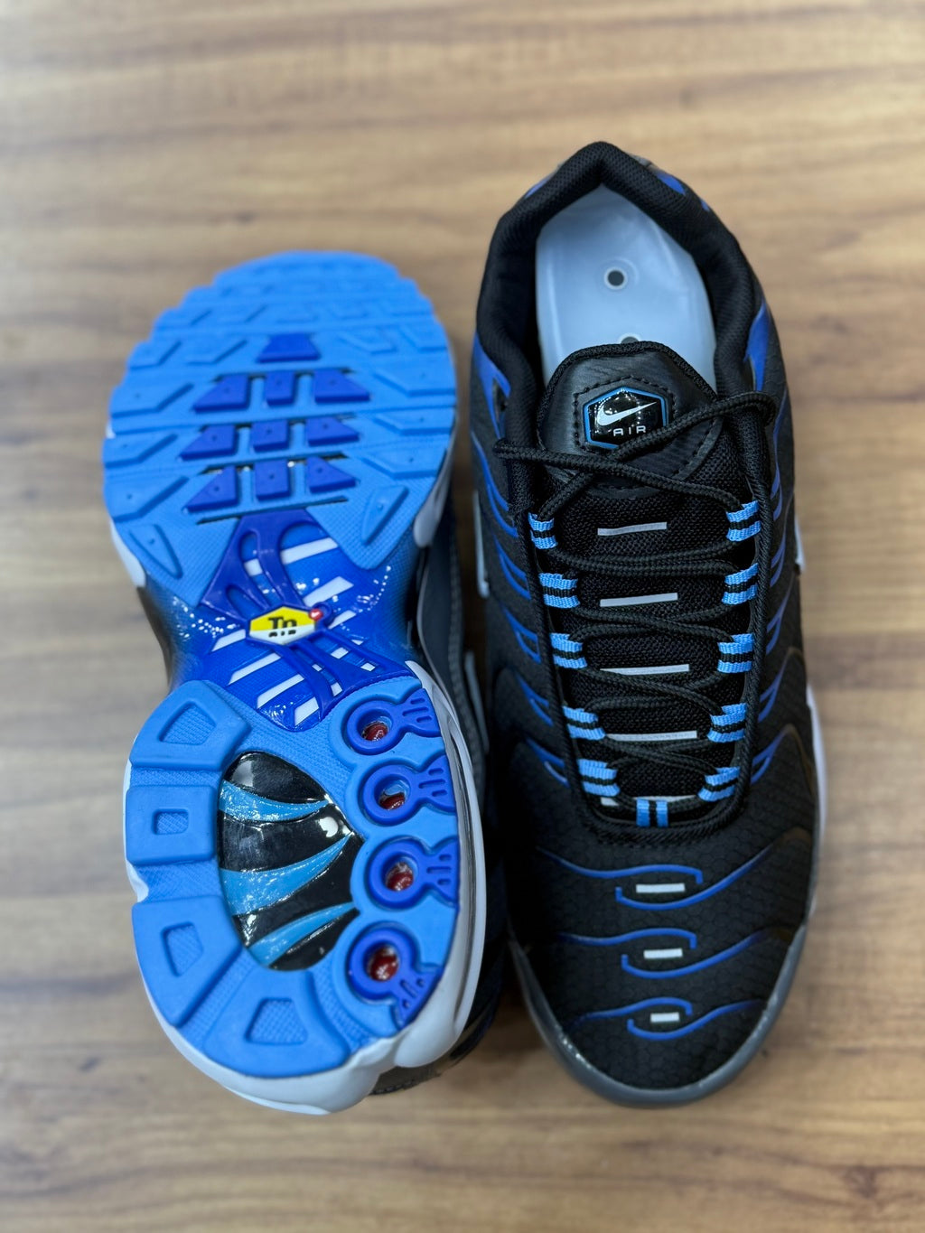 Tn preto azul
