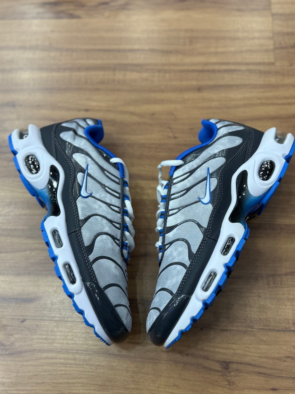 Tn cinza azul