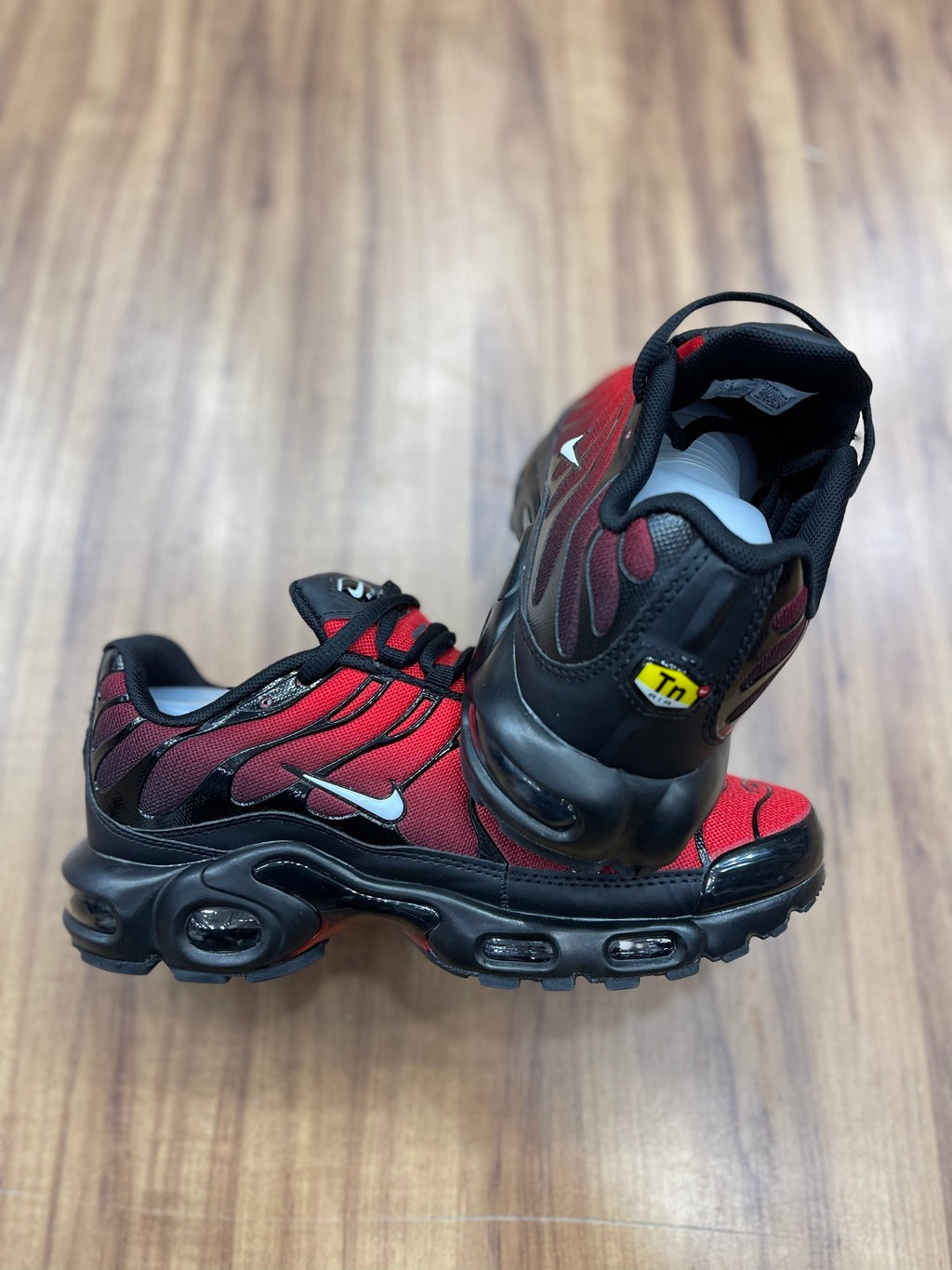 Air Max TN "Deadpool"
