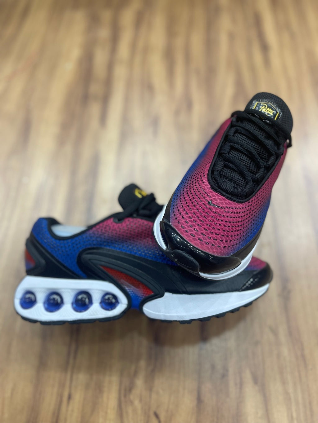 Air Max DN "Barcelona"