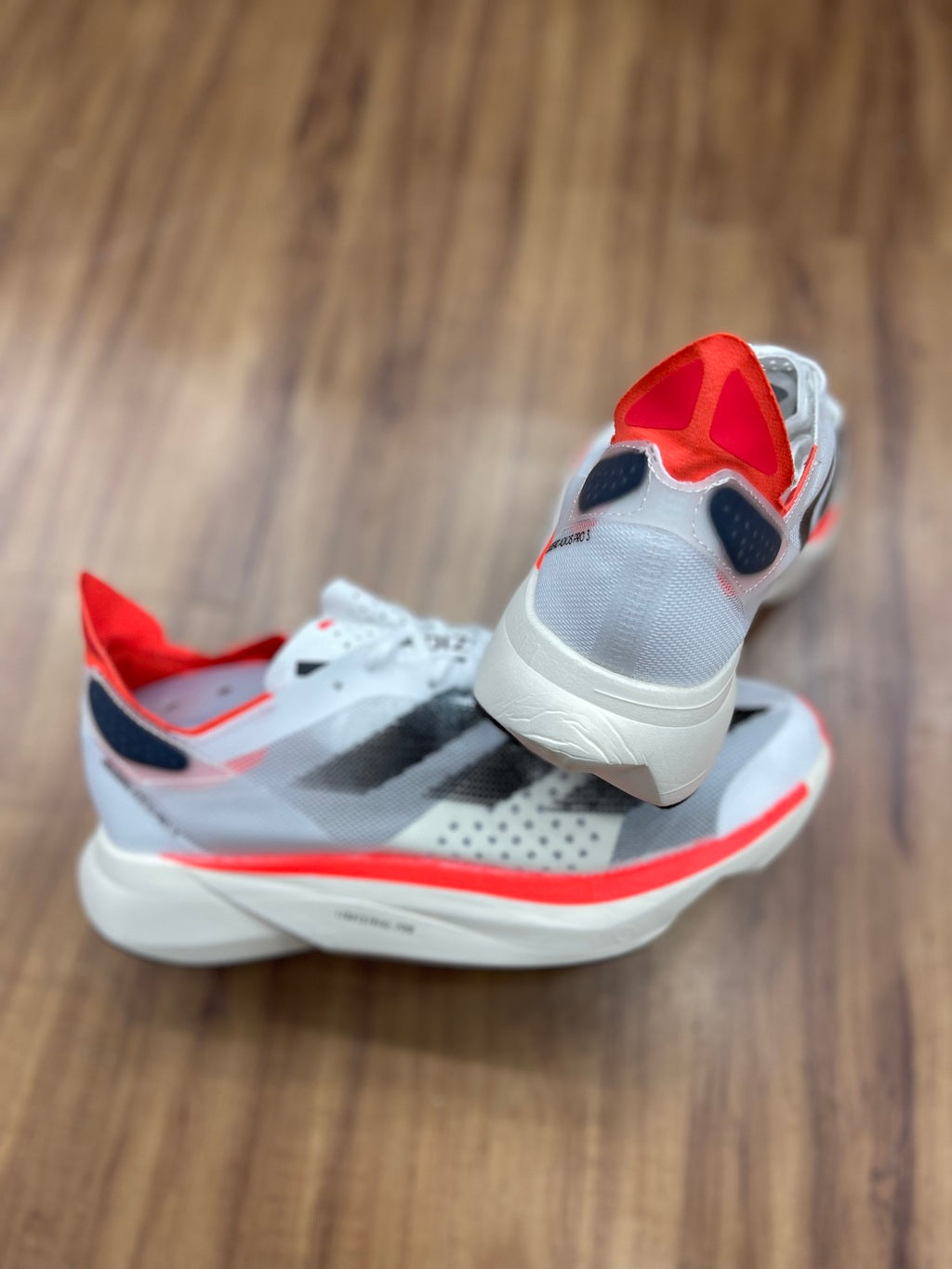 Adizero "Branco/Vermelho"