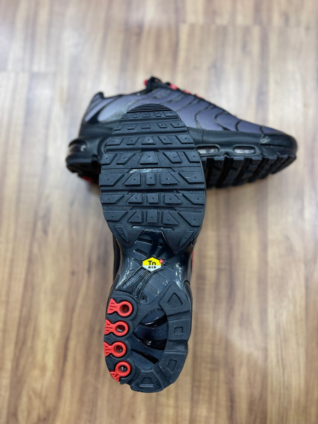 Air Max TN "Drácula"