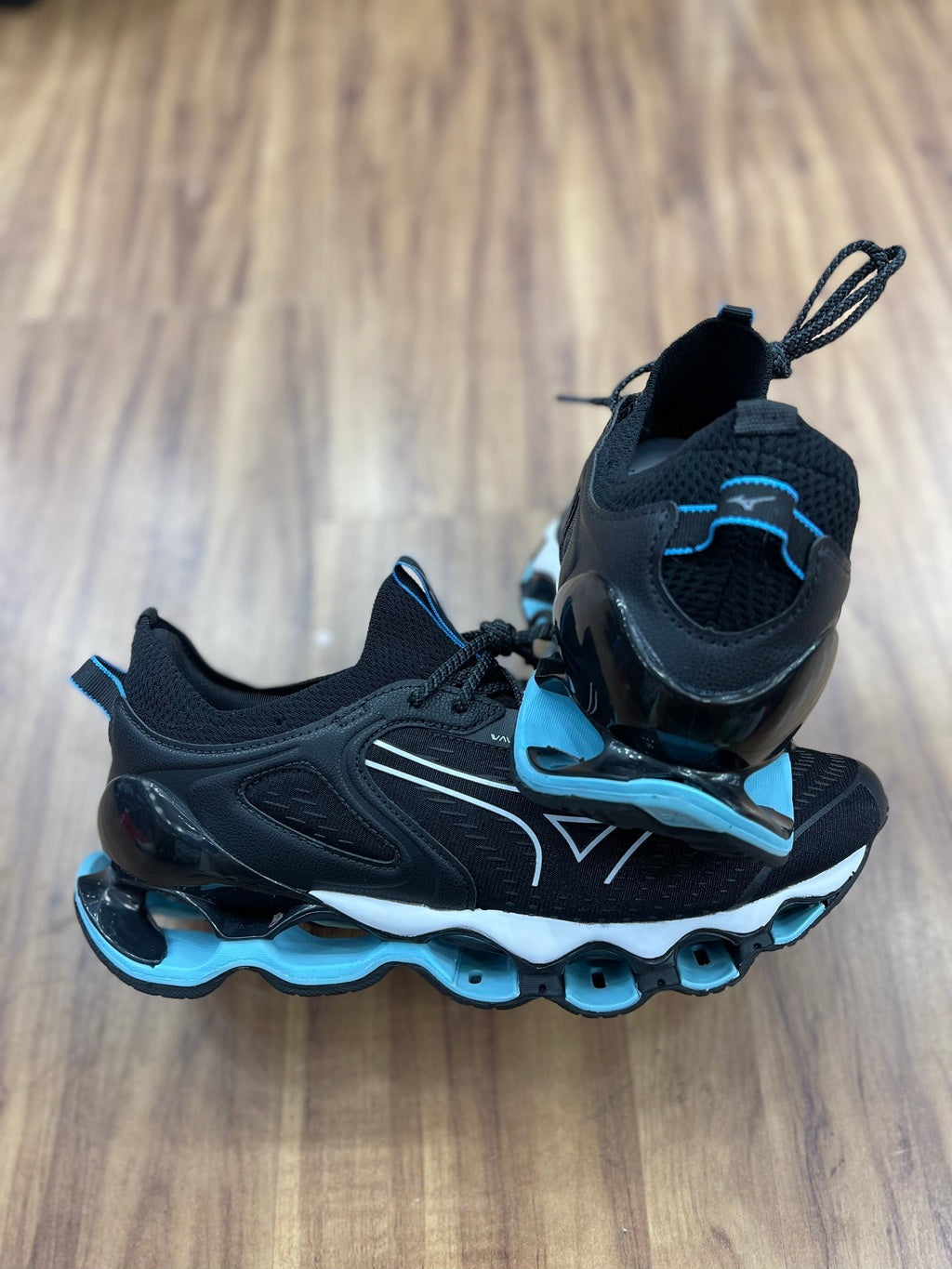 Wave Prophecy 14 "Preto/Branco/Azul"