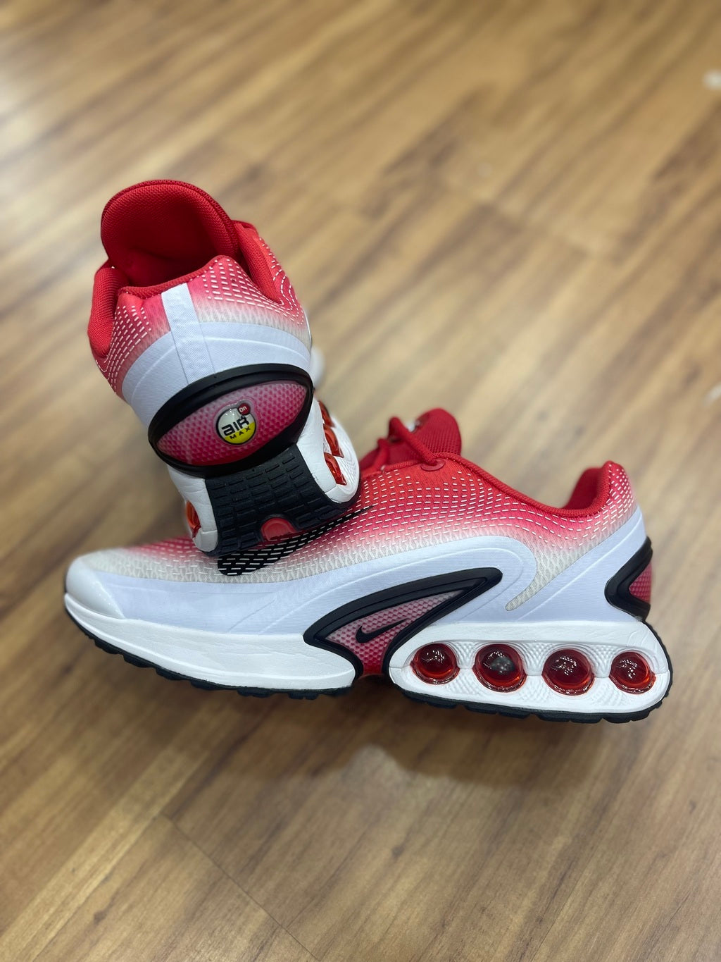 Air Max DN "University Red"