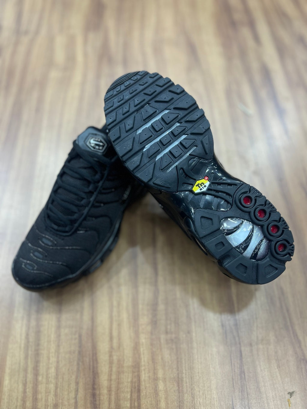 Air Max TN "Preto"