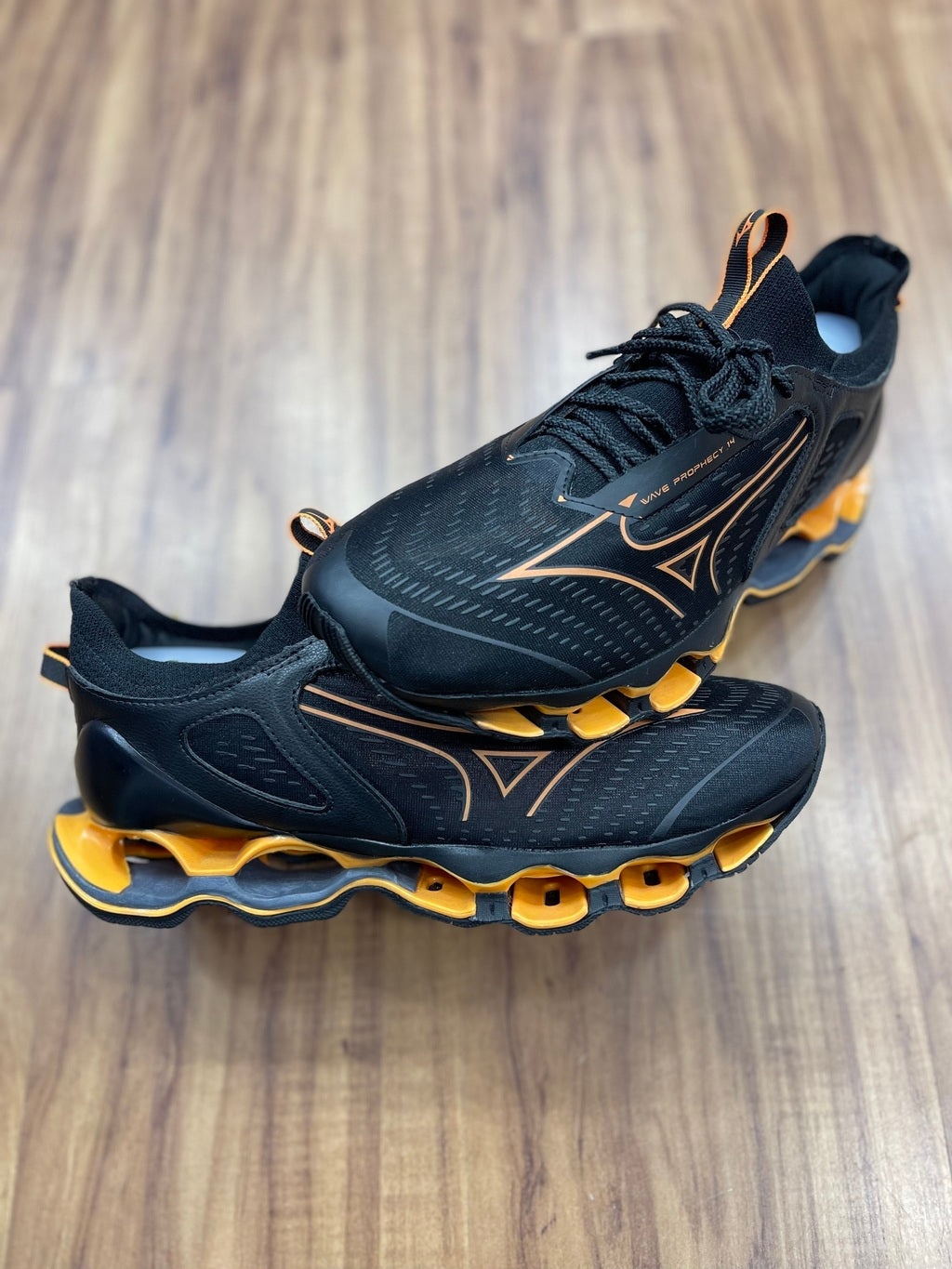 Wave Prophecy 14 "Preto/Laranja"