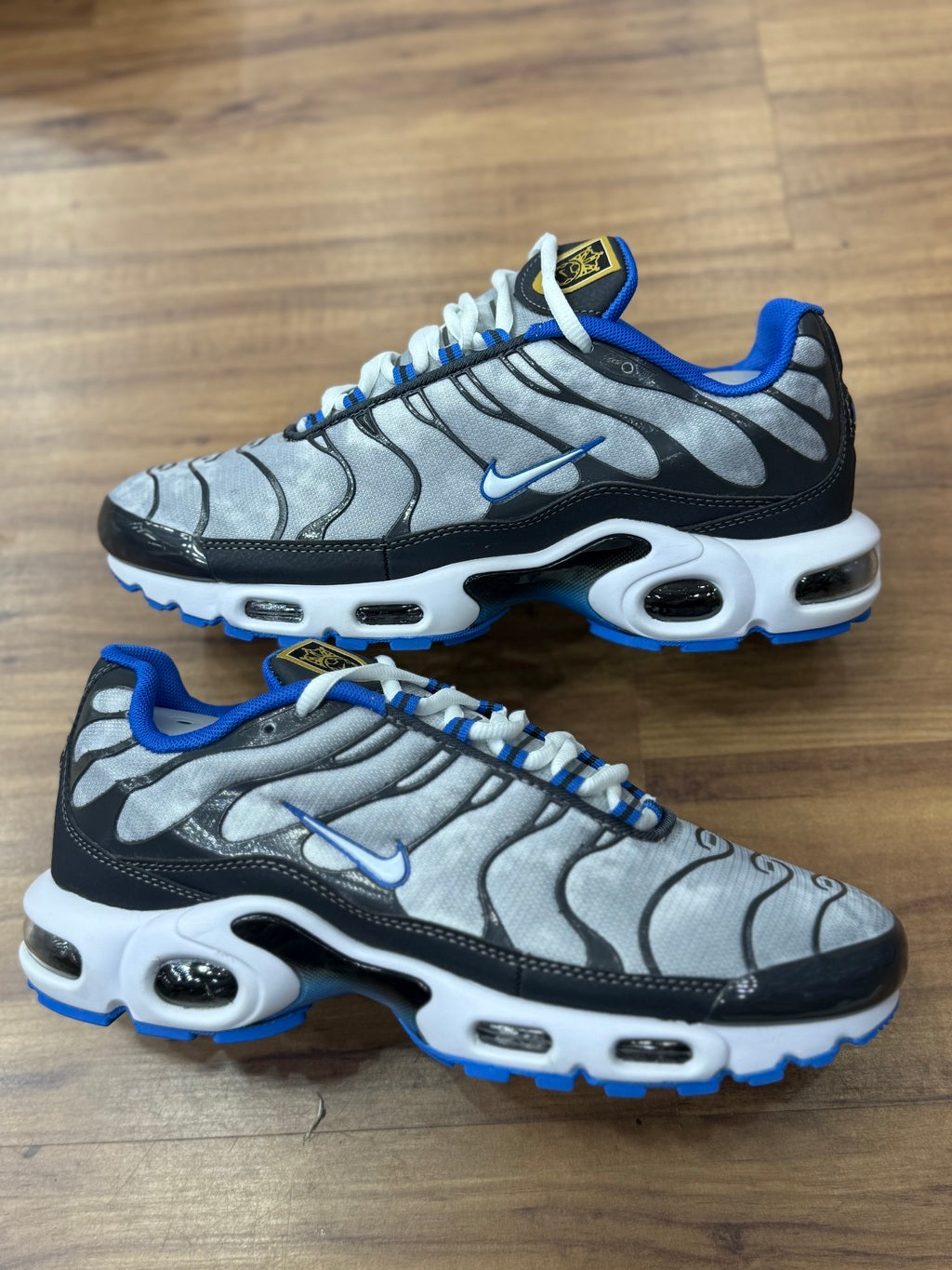 Tn cinza azul
