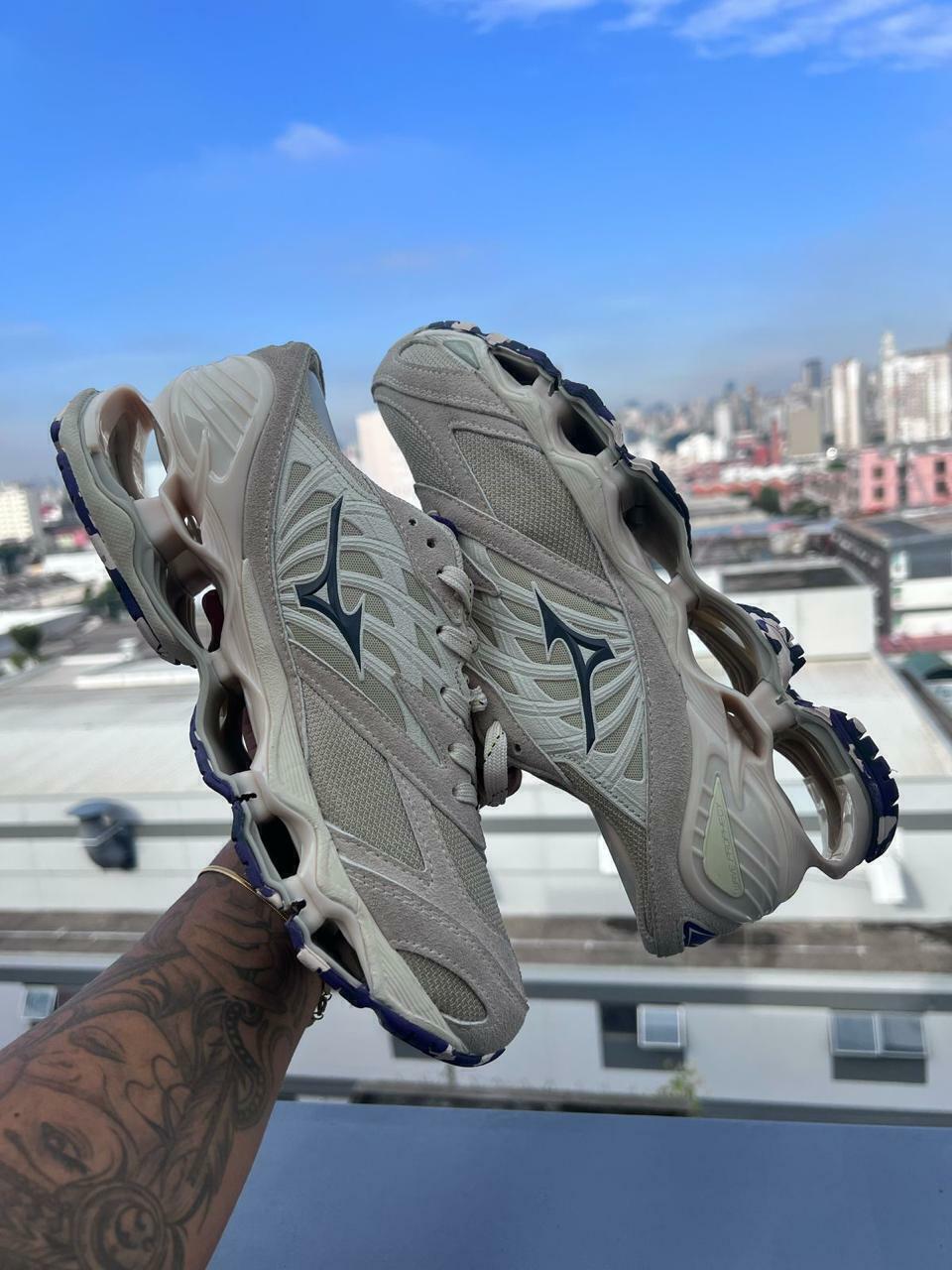 Mizuno Wave Prophecy LS Bege e Azul