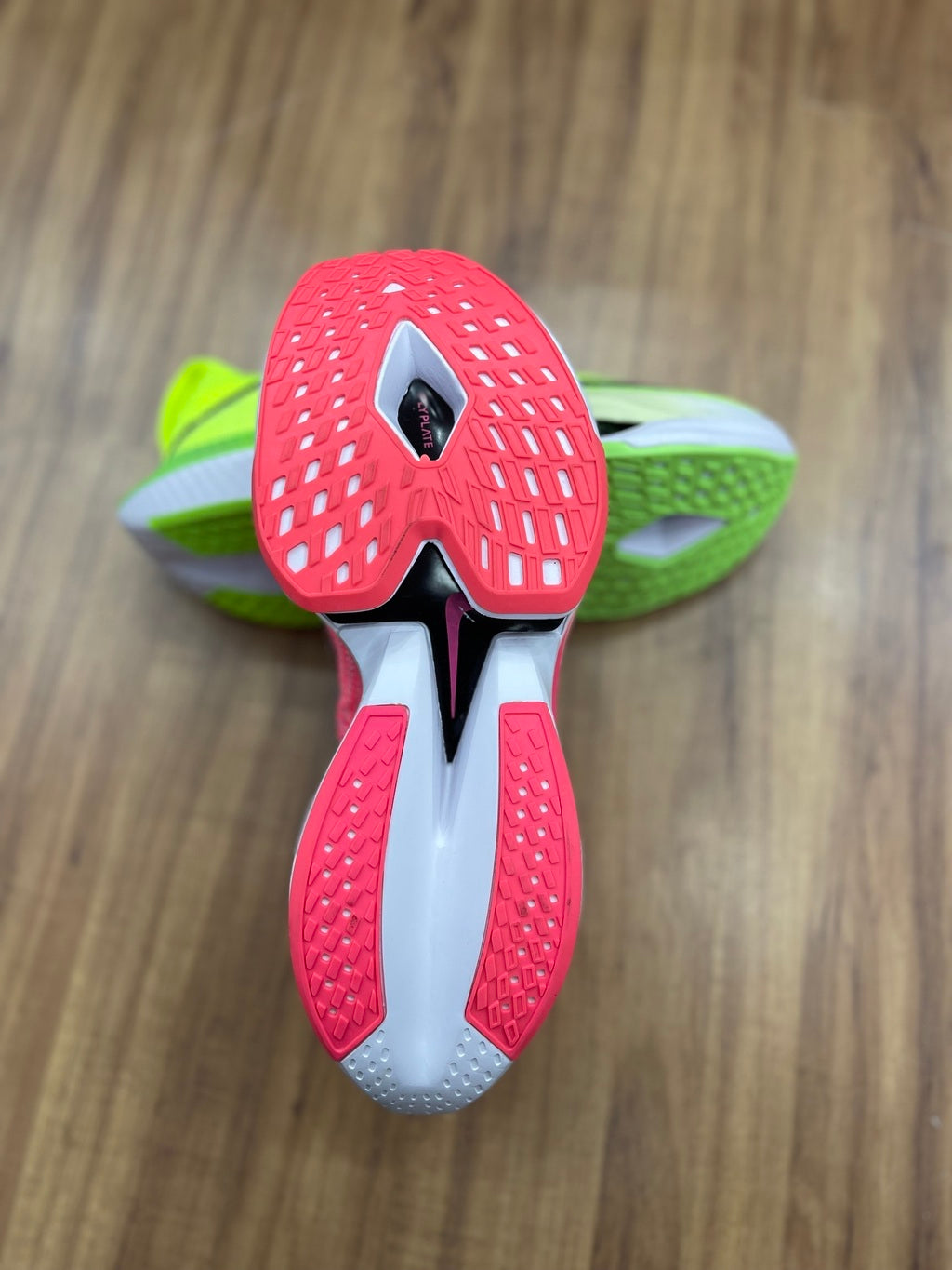 Air Zoom Alphafly "Verde/Rosa"