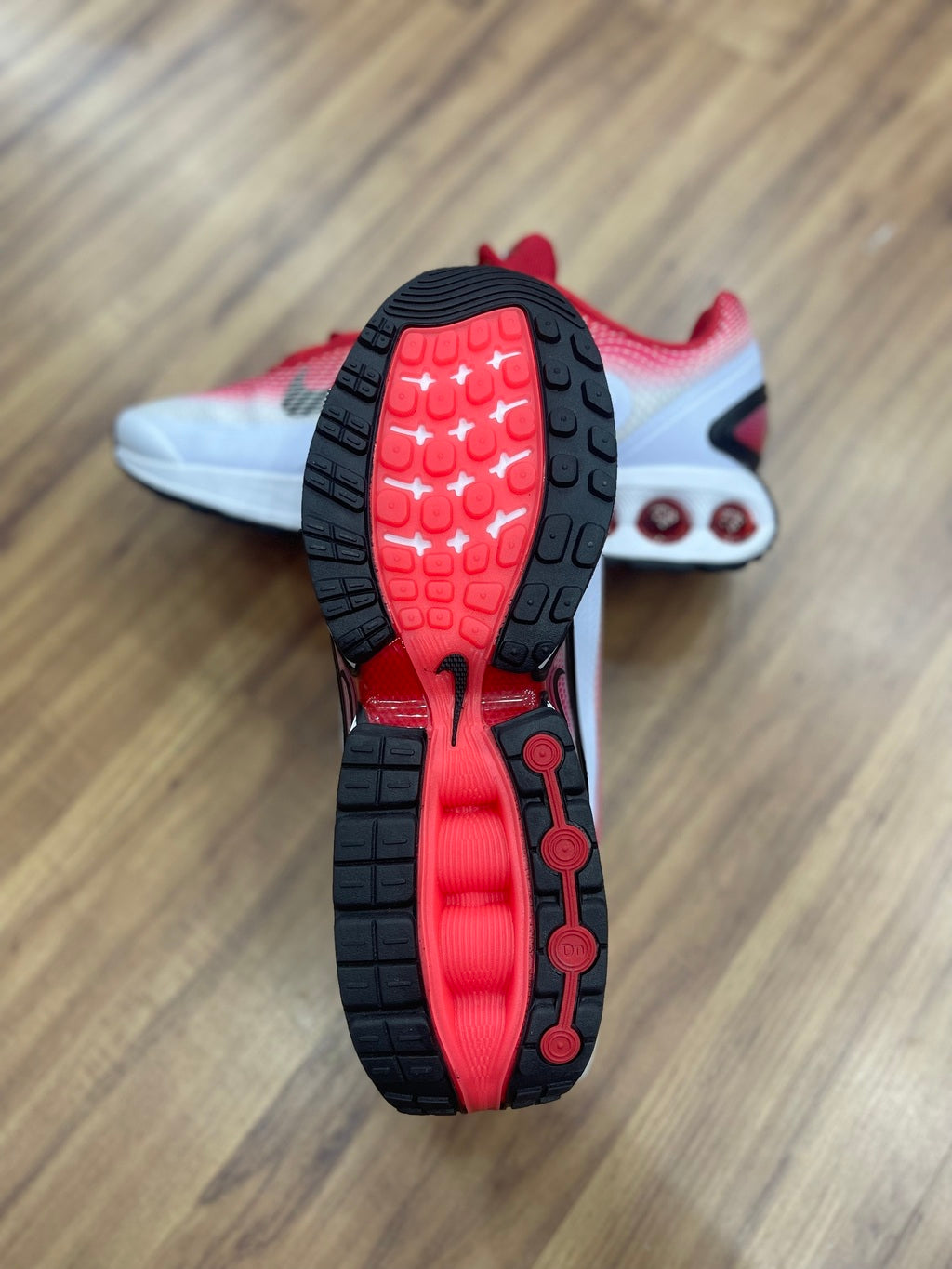 Air Max DN "University Red"