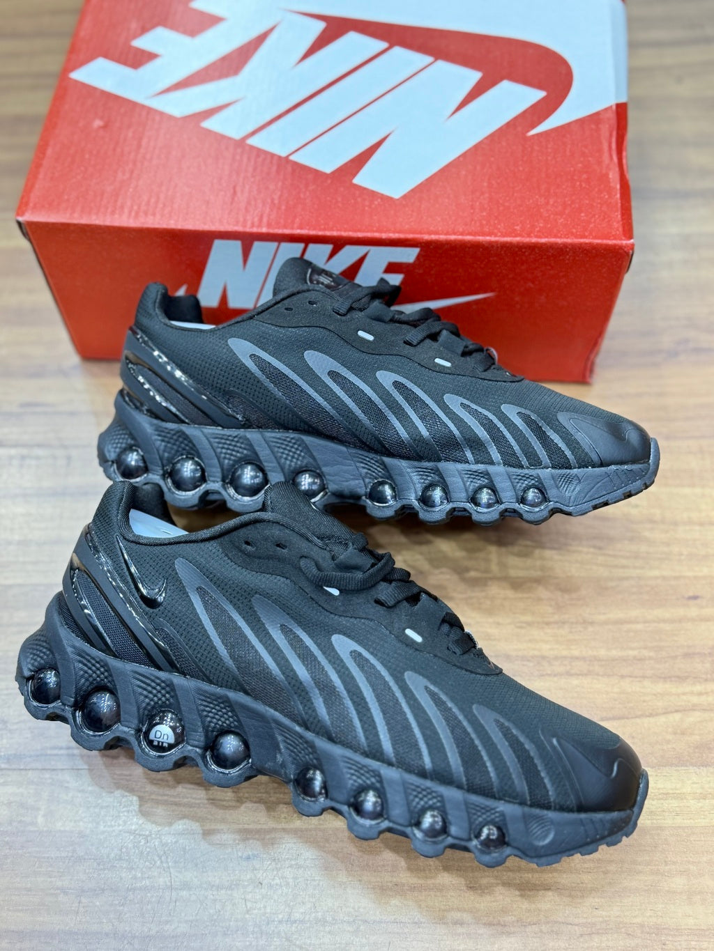 Nike DN 8 preto