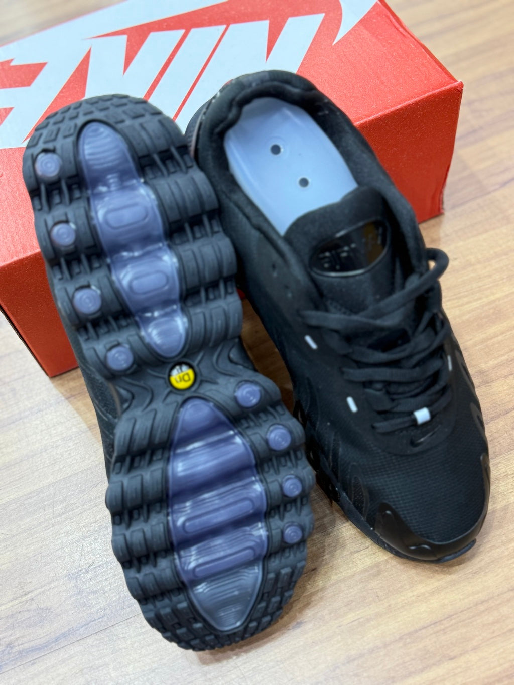 Nike DN 8 preto
