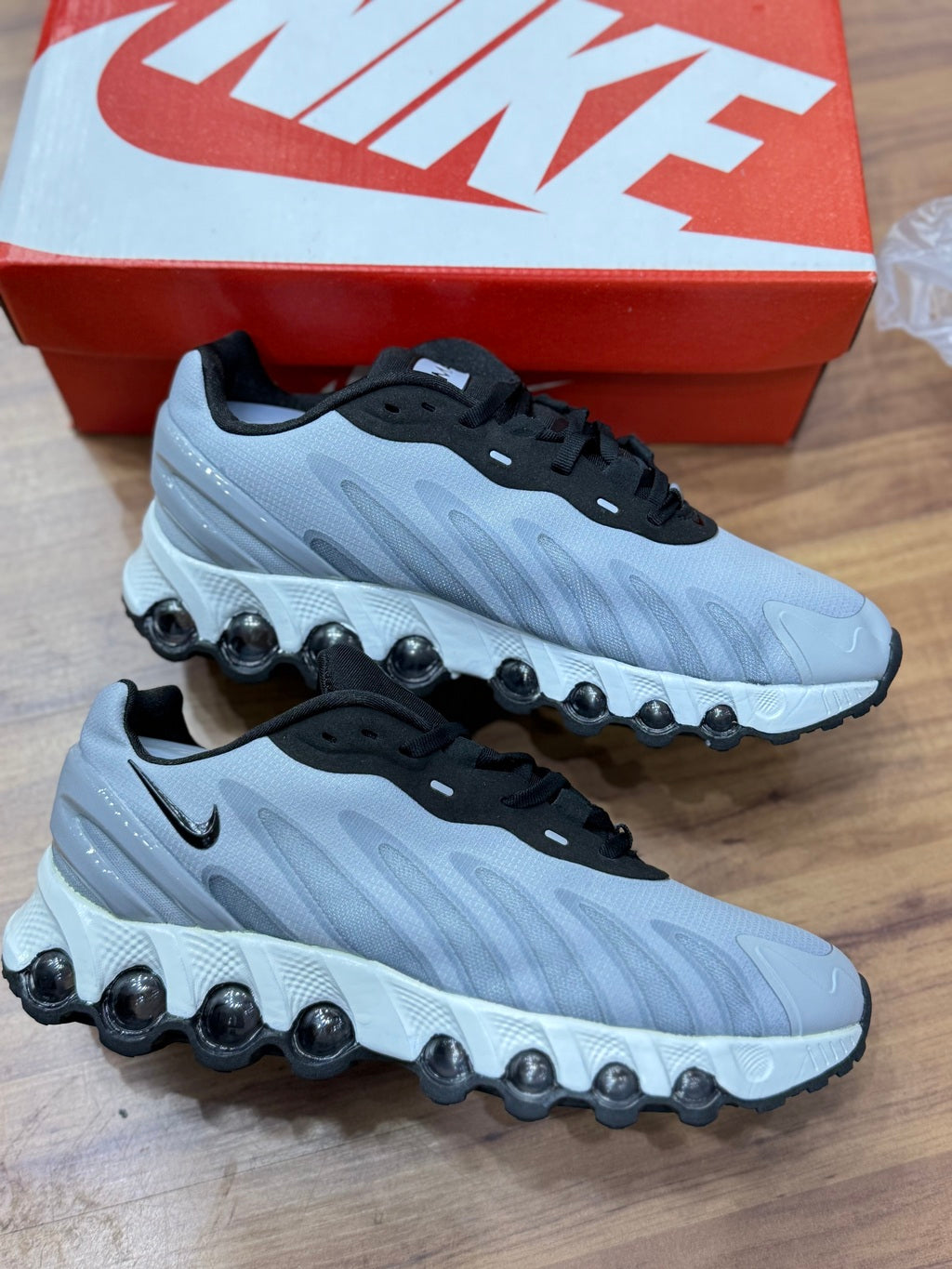 Nike DN 8