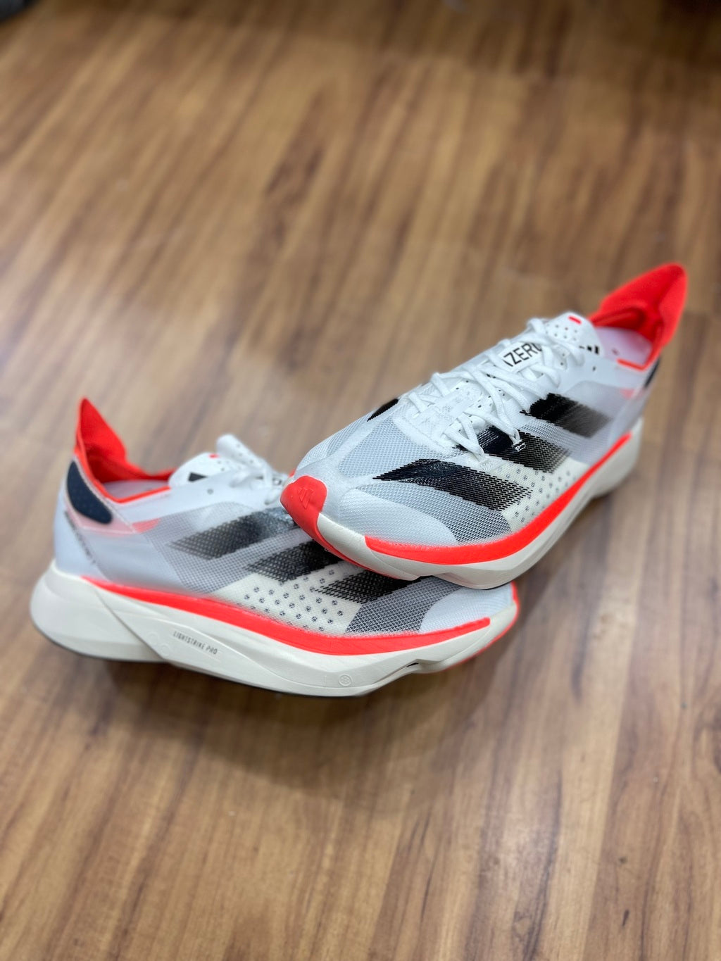 Adizero "Branco/Vermelho"