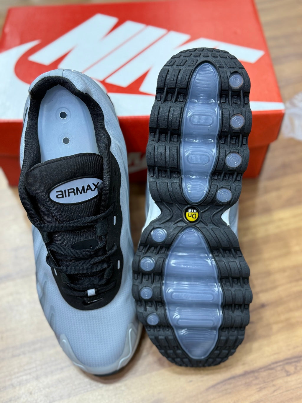 Nike DN 8