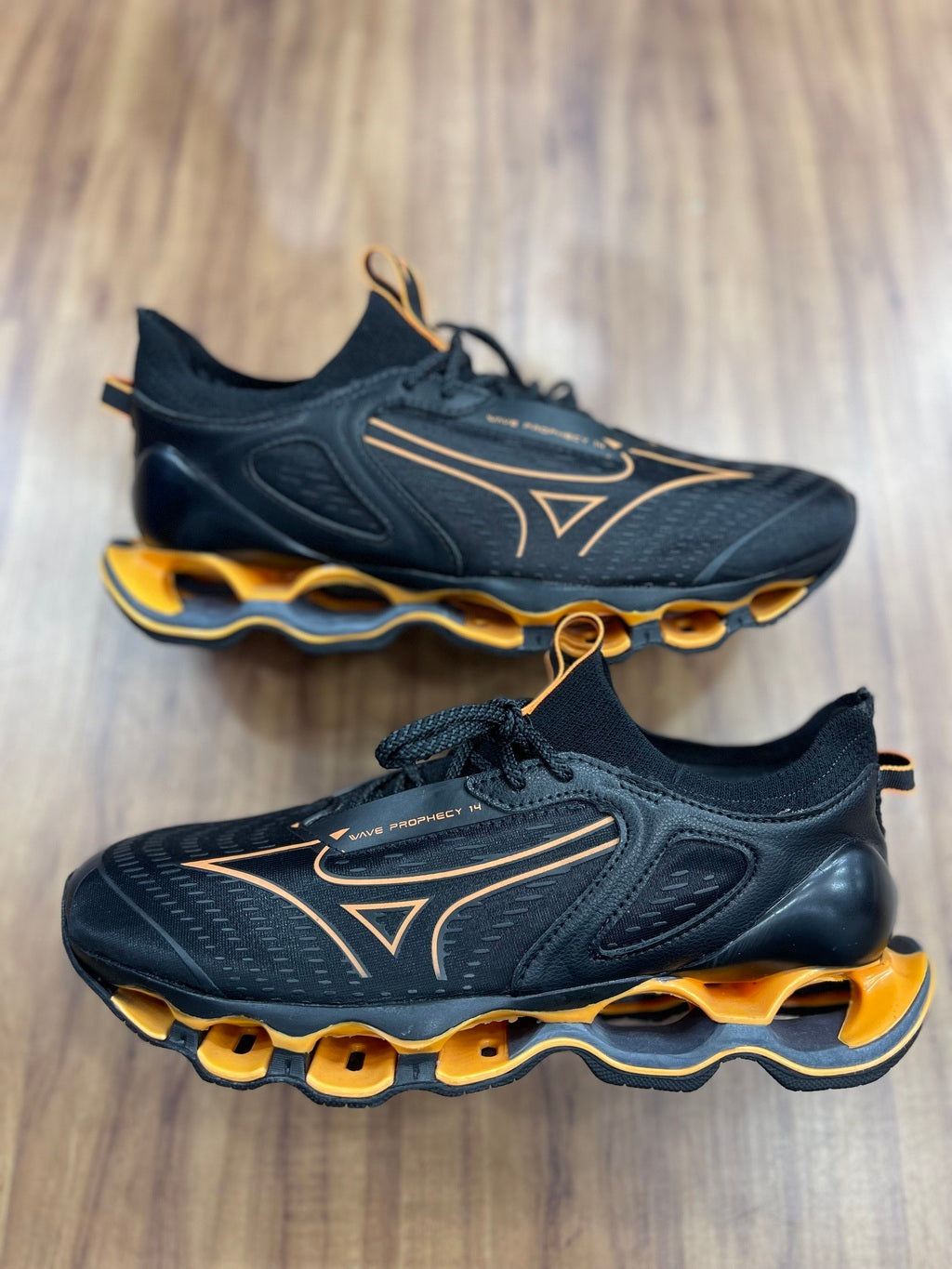 Wave Prophecy 14 "Preto/Laranja"