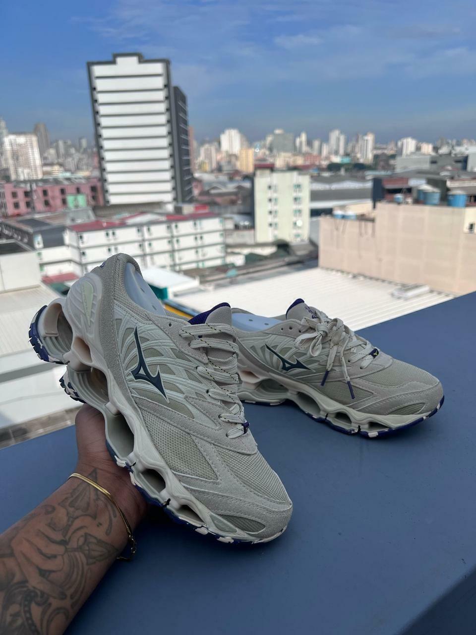 Mizuno Wave Prophecy LS Bege e Azul