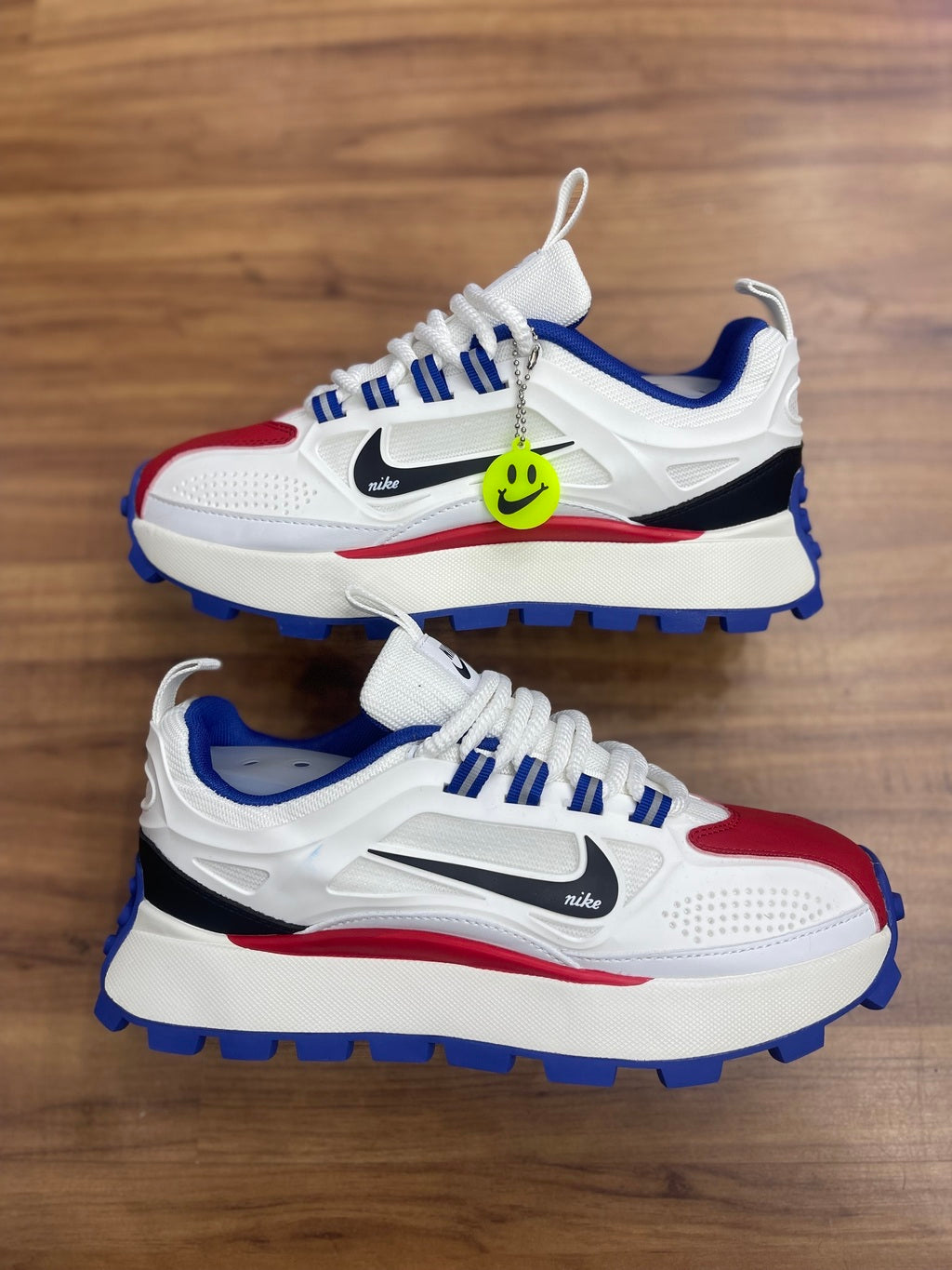 Bailelli "Branco/Azul/Vermelho"