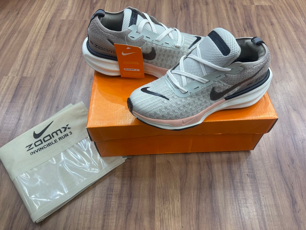 Zoom X Invincible Run 3 "Nude/Bege"