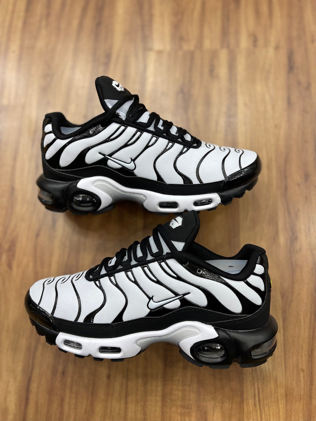 Air Max TN "Oreo"