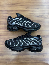 Air Max TN "Preto/Prata"
