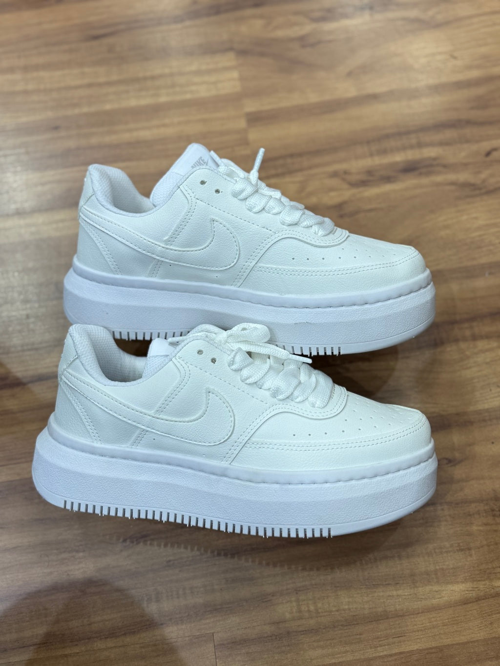 Court Vison Alto Branco