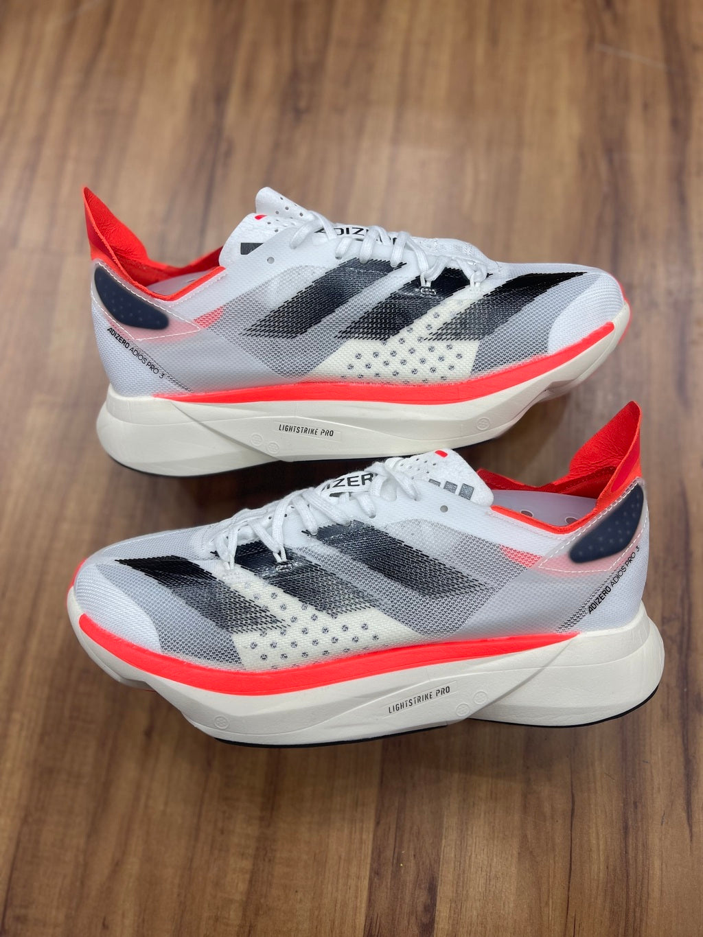 Adizero "Branco/Vermelho"