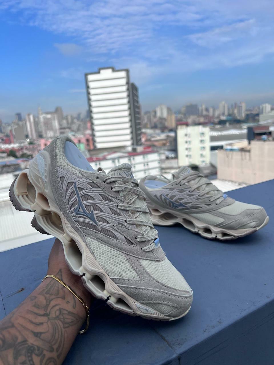 Mizuno Wave Prophecy LS x Beautiful People