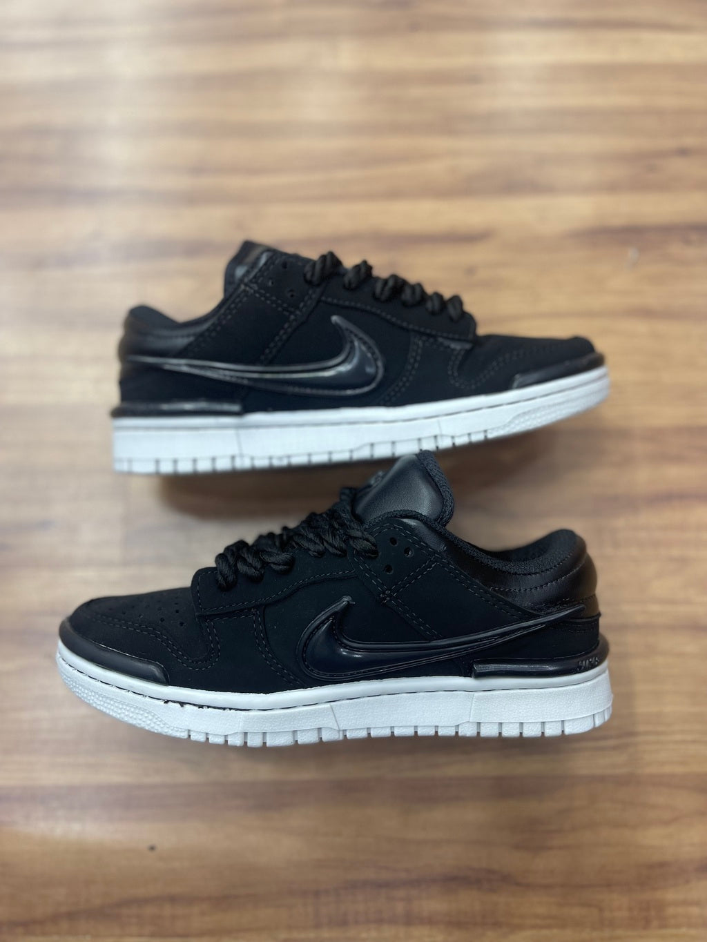 Dunk Twist "Preto Camurça"