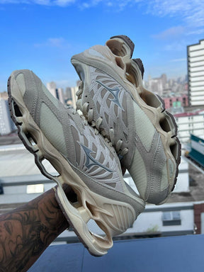 Mizuno Wave Prophecy LS x Beautiful People