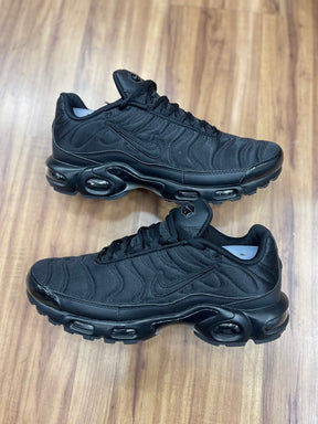 Air Max TN "Preto Símbolo Bordado"